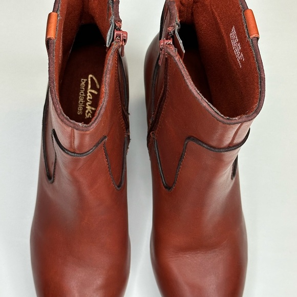 Clark Leather Ankle Boots - Picture 2 of 7